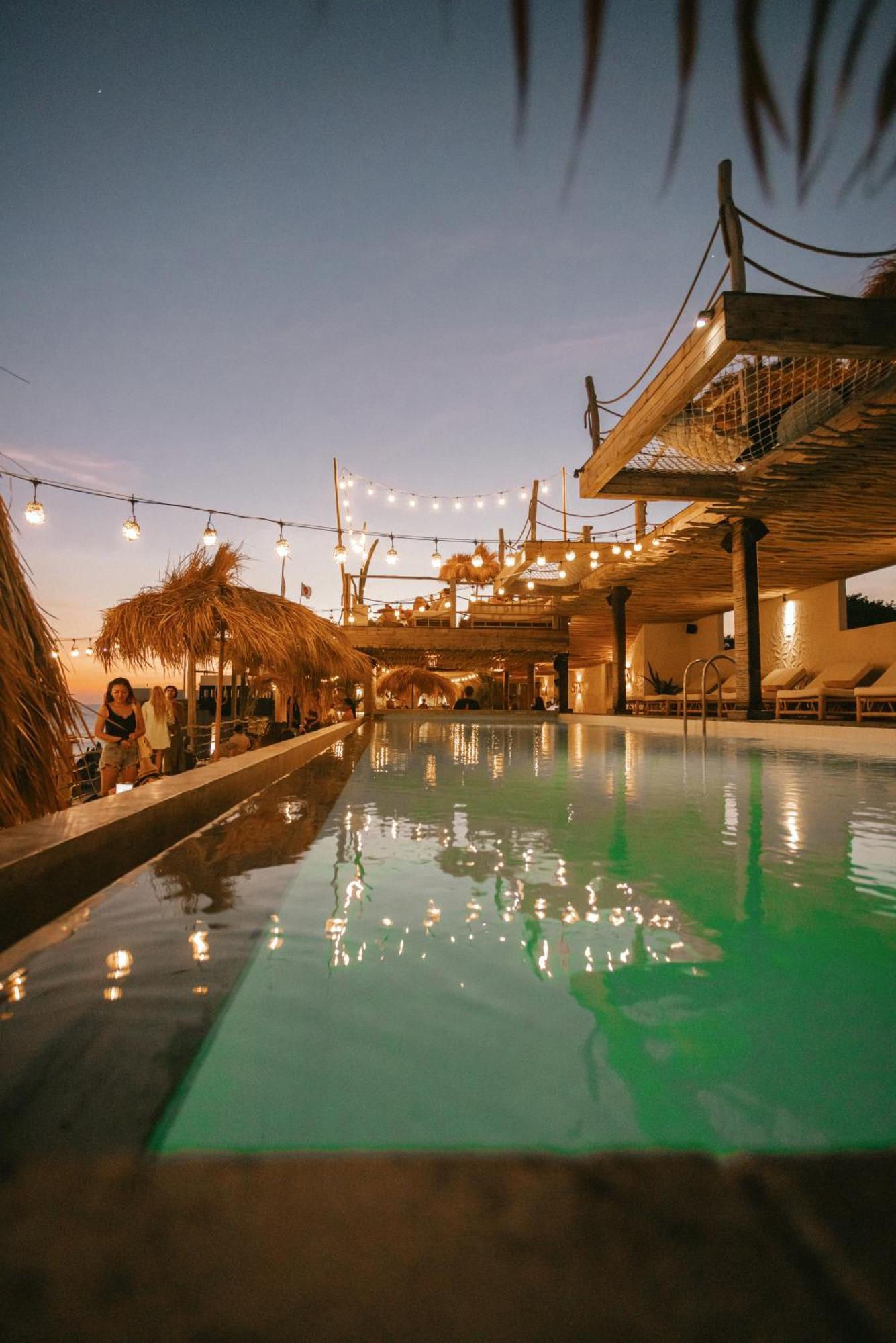 Pnb Beach Resort Canggu Exterior foto